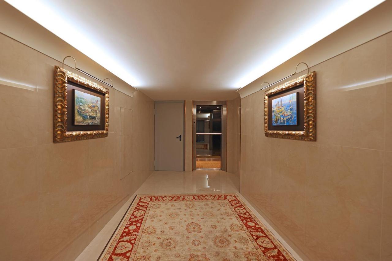 Flh Porto Clerigos Luxury Apartments ภายนอก รูปภาพ