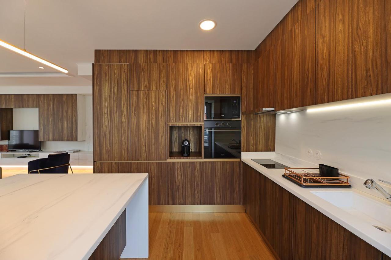 Flh Porto Clerigos Luxury Apartments ภายนอก รูปภาพ