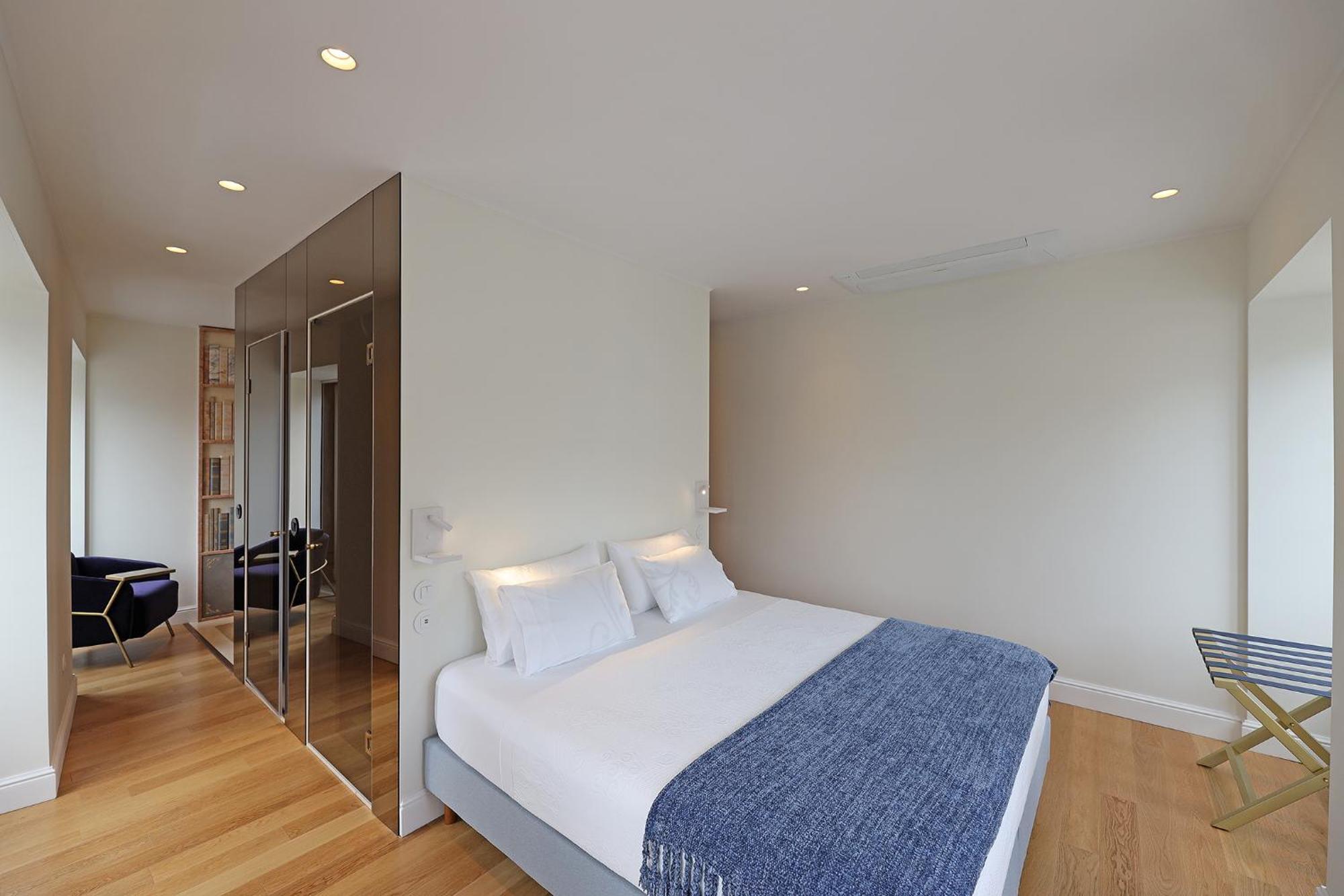 Flh Porto Clerigos Luxury Apartments ภายนอก รูปภาพ